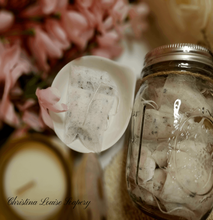 Load image into Gallery viewer, Lavender & Coconut Milk Bath Tea